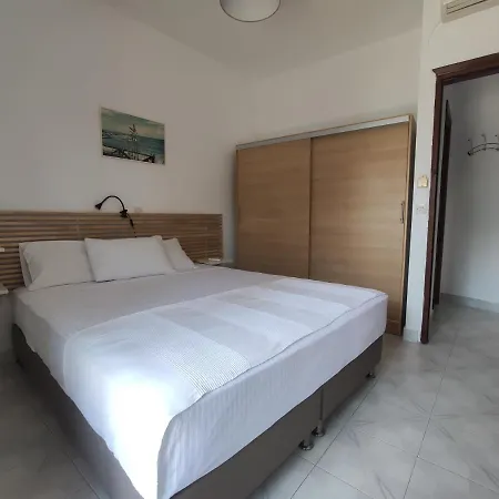 Para Thin Alos Inn Neos Marmaras Exterior photo