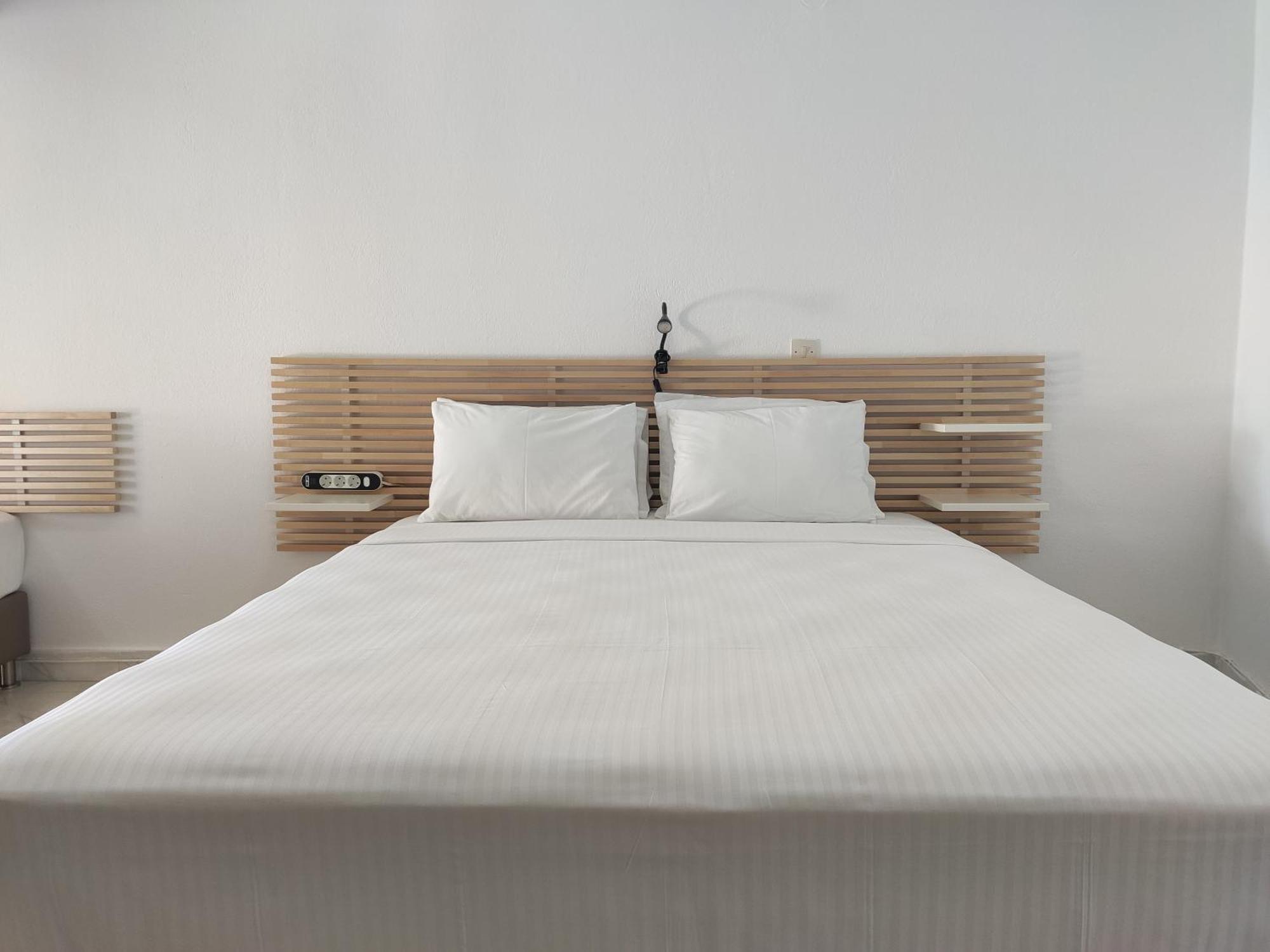 Thin Alos Apartment *